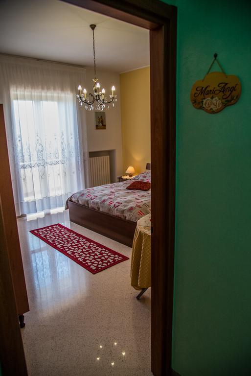 B&B Casa Mariangi Castellana Grotte Exterior photo