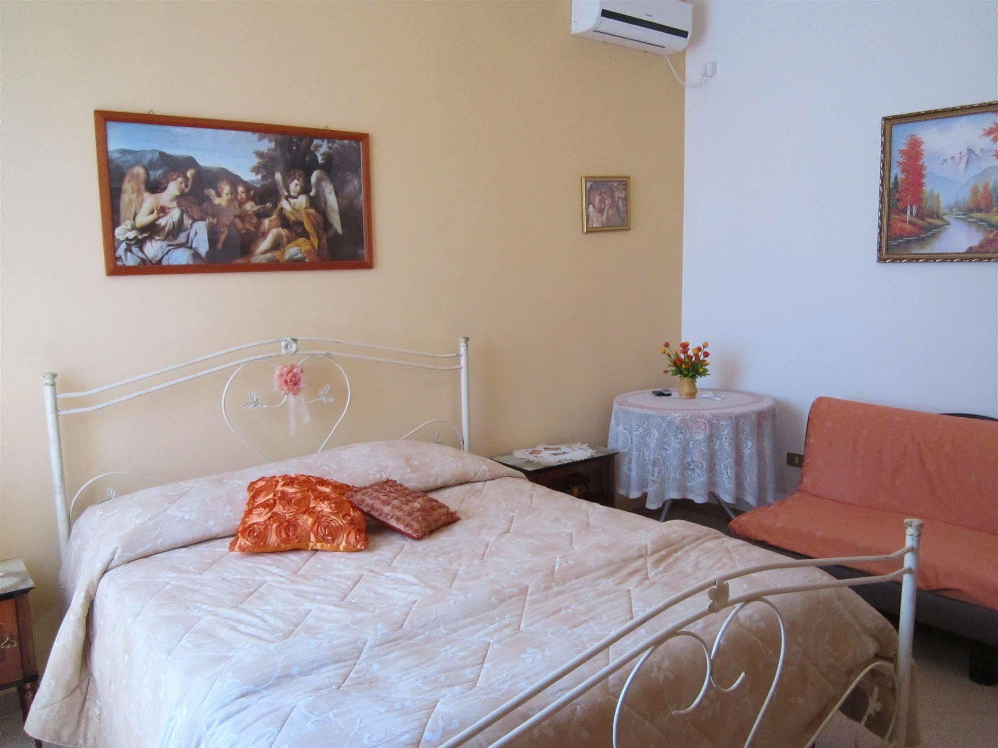B&B Casa Mariangi Castellana Grotte Exterior photo