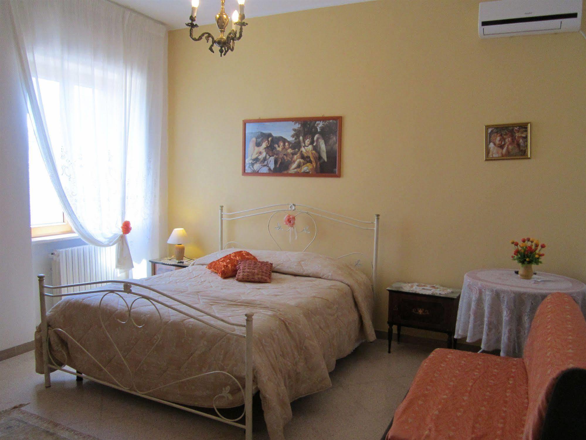 B&B Casa Mariangi Castellana Grotte Exterior photo