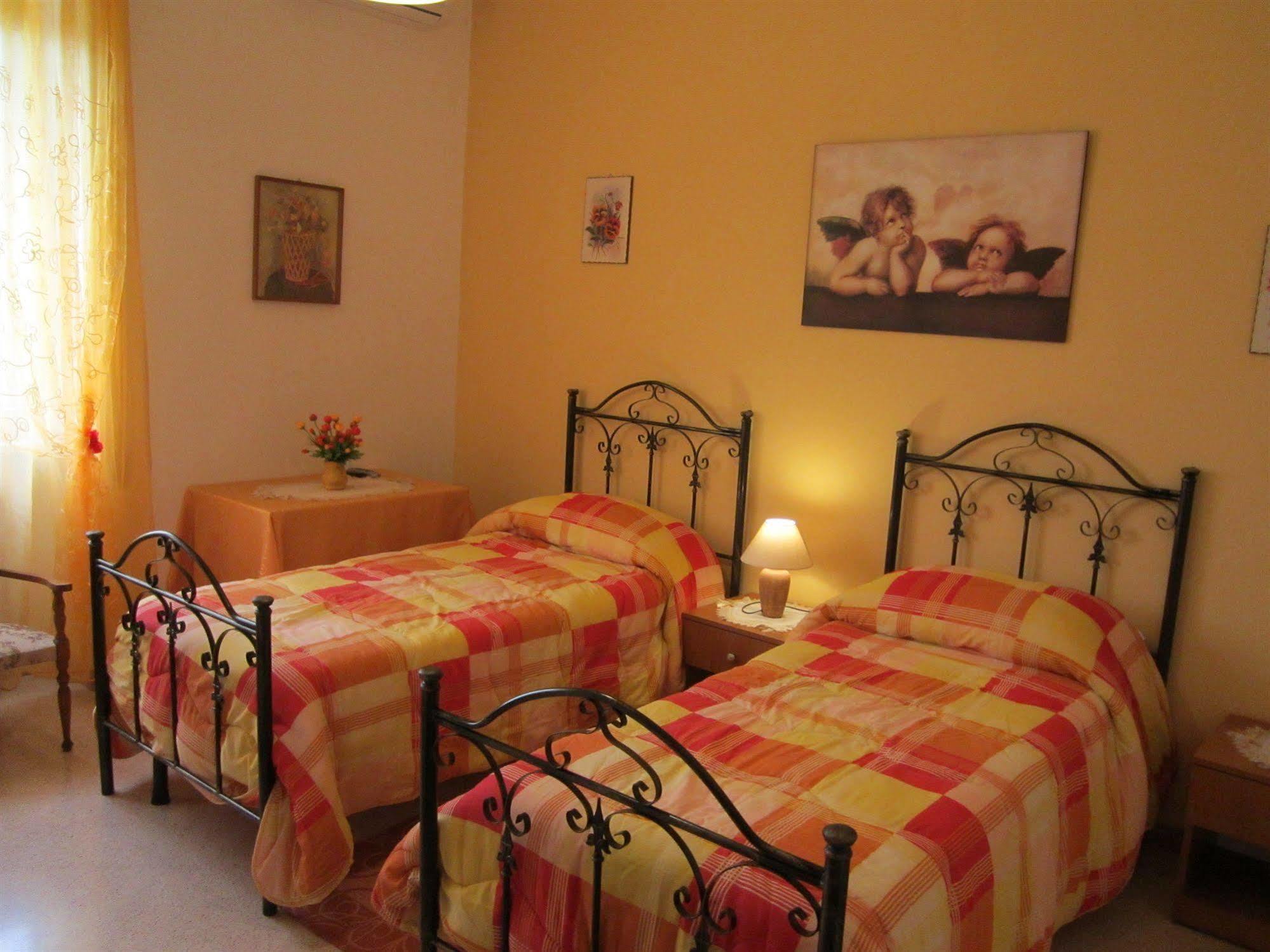 B&B Casa Mariangi Castellana Grotte Exterior photo